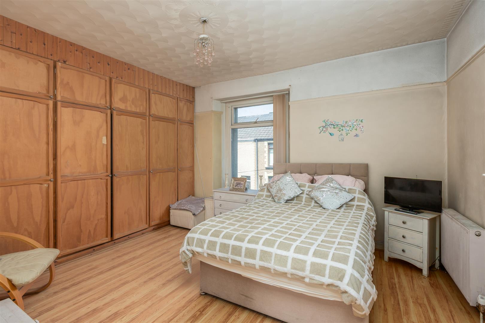 Oxford Street, Sandfields, Swansea, SA1 3JN